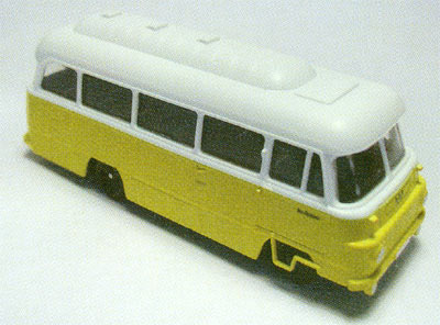 Robur bus LO 3000 (yellow)<br /><a href='images/pictures/BeKa/091_D.jpg' target='_blank'>Full size image</a>